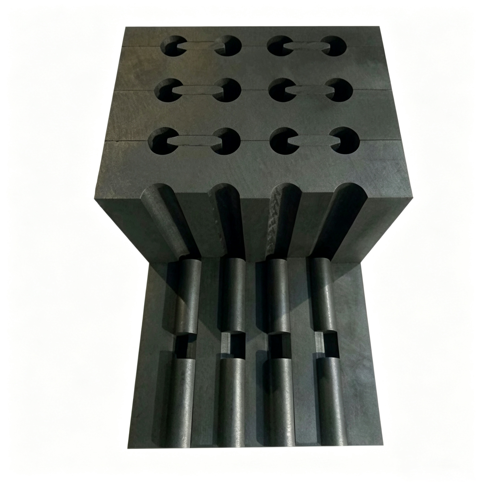 Molde de sinteriza&ccedil;&atilde;o de grafite de ranhura longa conectado por divis&atilde;o com estrutura dividida superior-inferior, design de f&aacute;cil desmoldagem para segmentos de diamante de corte de granito extra longos