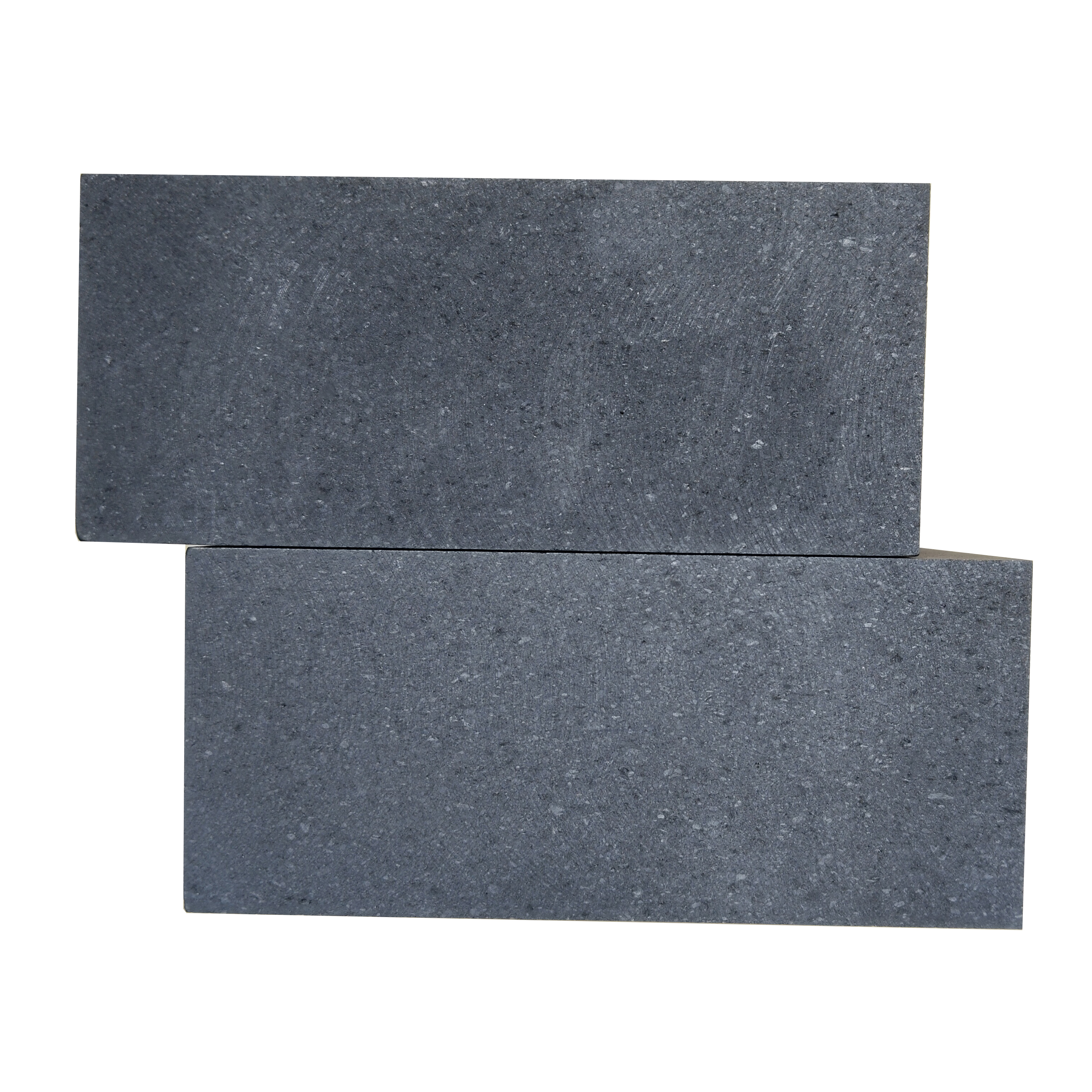 Close da superf&iacute;cie do bloco de grafite de gr&atilde;o m&eacute;dio mostrando textura natural de part&iacute;cula de 0,8 mm e estrutura moldada por vibra&ccedil;&atilde;o uniforme, densidade 1,72 g/cm&sup3; para aplica&ccedil;&otilde;es em moldes de fundi&ccedil;&atilde;o